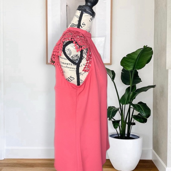 Coral Colored Express Blouse with Lace Cap Sleeves, Cut Out Back, Small, NWOT - Picture 3 of 7